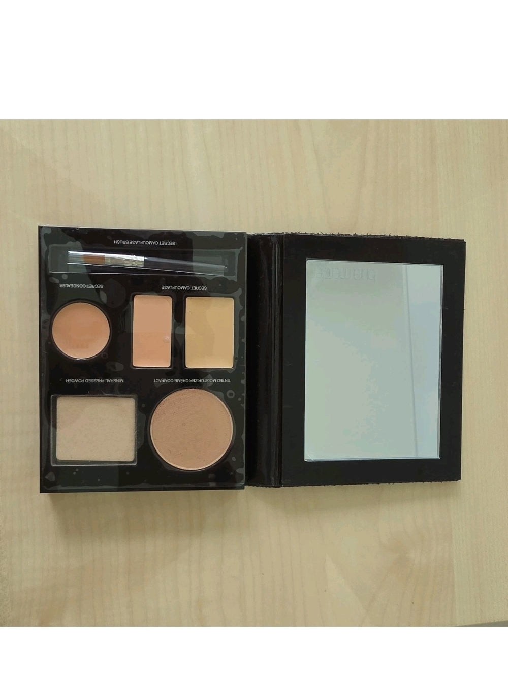 Laura Mercier: Natural Finish Face Palette - Neutral Beige Shades